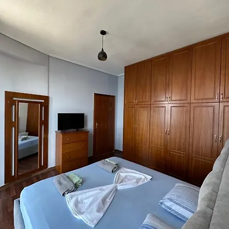 Sunset View Apartment *